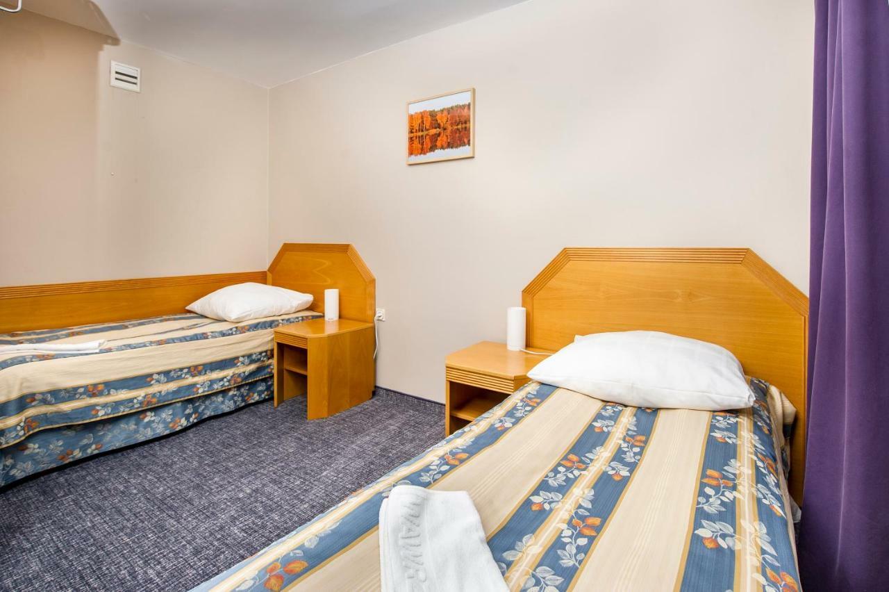 Wawrzkowizna Hotel Rząsawa Eksteriør billede