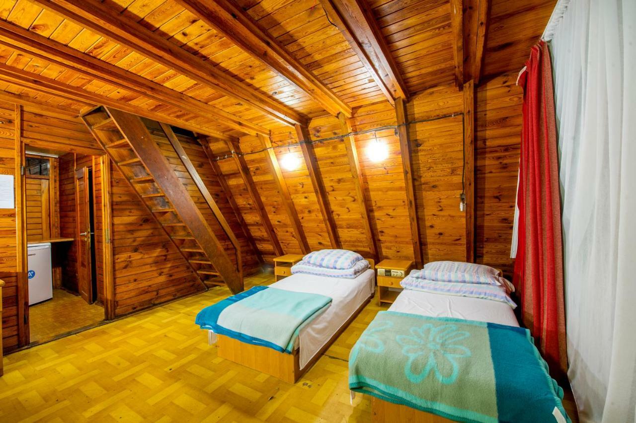 Wawrzkowizna Hotel Rząsawa Eksteriør billede
