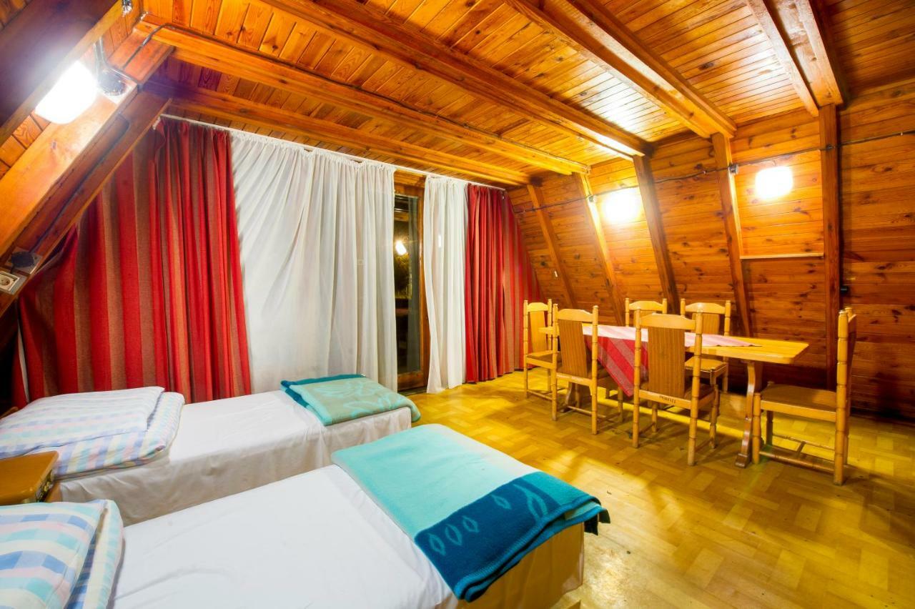 Wawrzkowizna Hotel Rząsawa Eksteriør billede